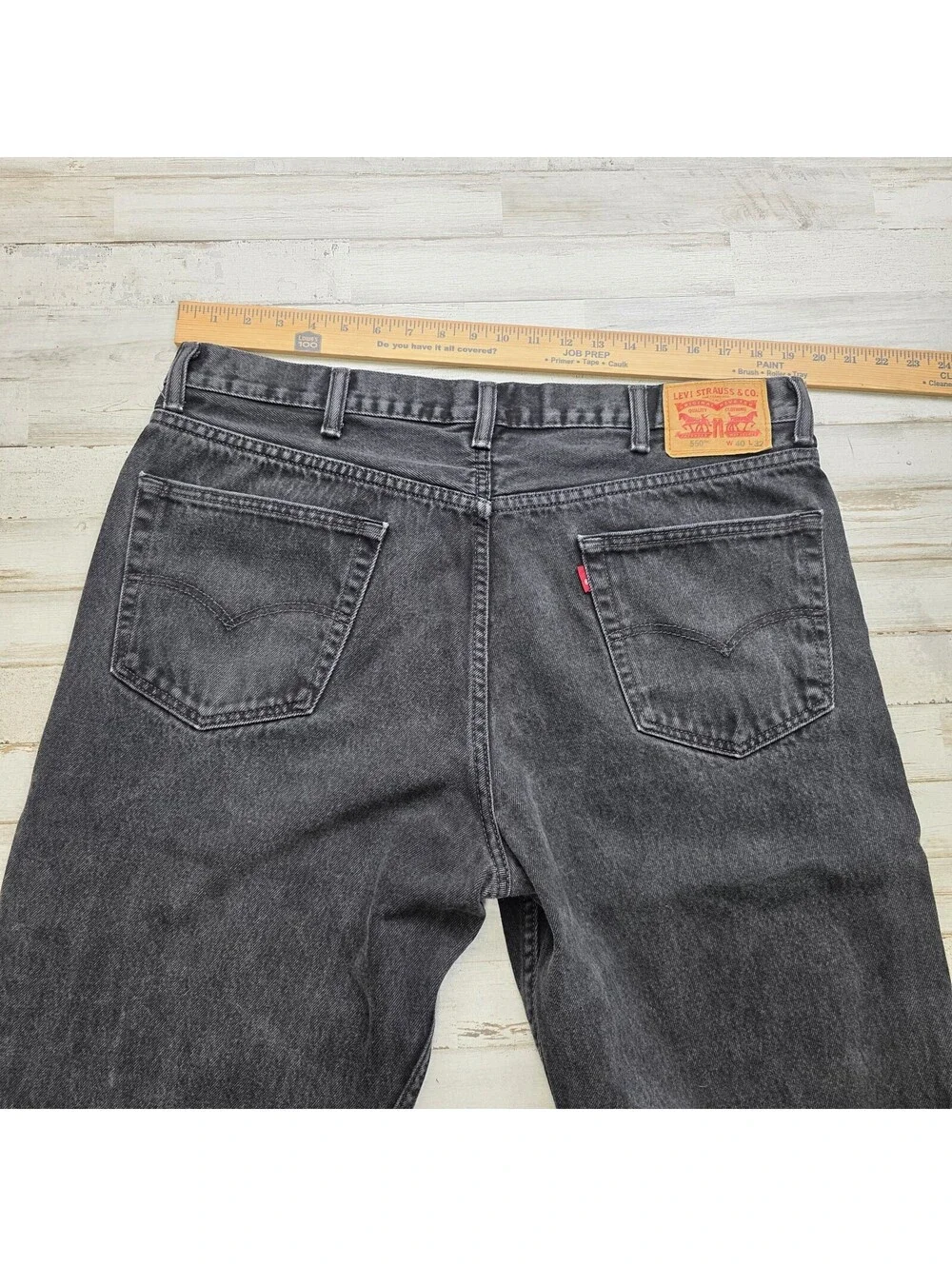 Vintage Levi's 550 Relaxed Fit Jeans Mens Size 40x32 Black Cotton Denim